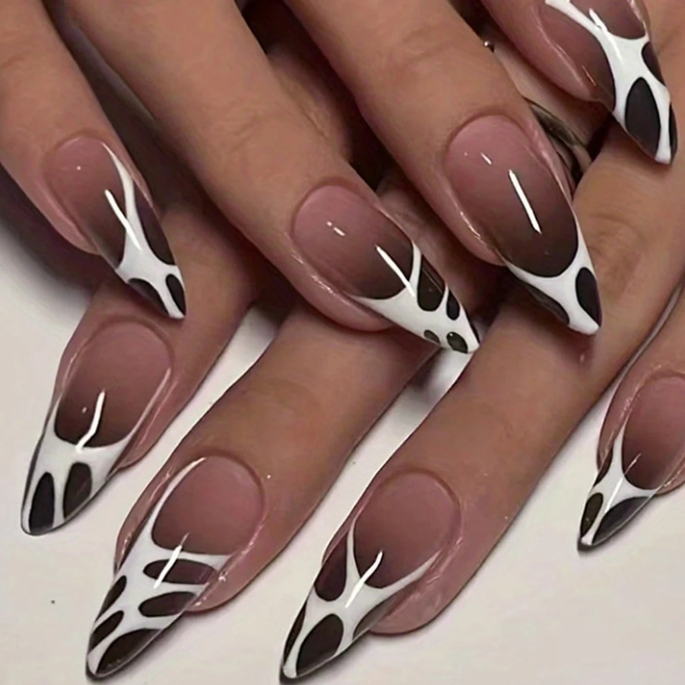 ARTAUG 24PCS Press On Nails Short Almond Wine Red High Saturation Fake Press On Nails Korean Press On Nails Valentine'S Day