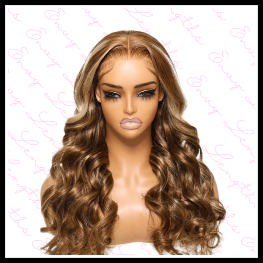 Honey Blonde Body Wave Wig